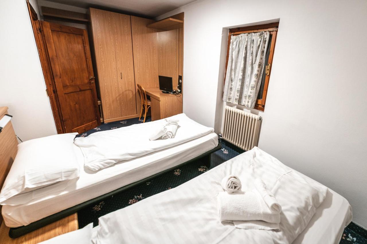 Hotel Renzi Folgarida Esterno foto